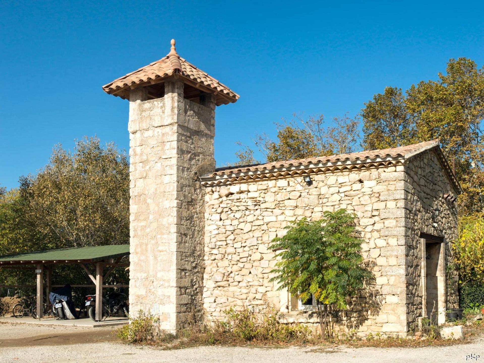 Chambres D'Hotes Avec Jacuzzi Et Piscine Au Mas De Cadoule Saint-Just  Exterior photo